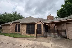 1631 Berkoff Dr, Sugar Land, TX 77479 - Photo 29