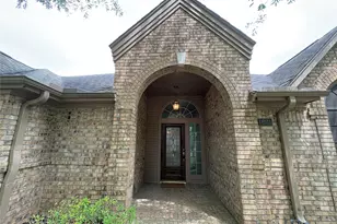 1631 Berkoff Dr, Sugar Land, TX 77479 - Photo 3