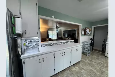 608 Avenue K, El Campo, TX 77437 - Photo 11