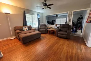 608 Ave K, El Campo, TX 77437 - Photo 3