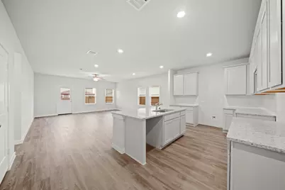 13218 Anchor Bay Drive, Texas City, TX 77568 - Photo 5