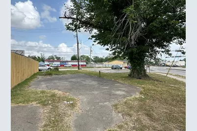 7217 Wheatley Street, Houston, TX 77088 - Photo 1