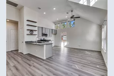 257 N Lynx Trail, Montgomery, TX 77316 - Photo 9