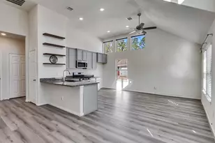 257 N Lynx Trail, Montgomery, TX 77316 - Photo 9