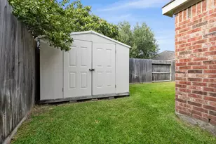 9414 Skipping Stone Ln, Houston, TX 77064 - Photo 39