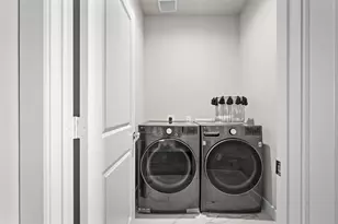 2110 Stuart St, Houston, TX 77004 - Photo 23