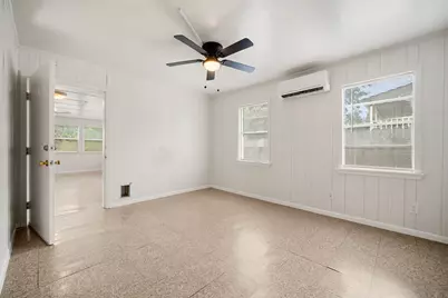 221 11th Street, Dickinson, TX 77539 - Photo 17