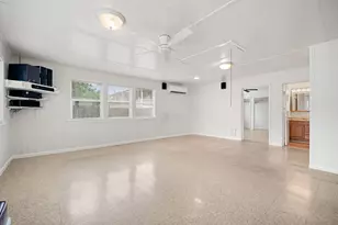 221 11th St, Dickinson, TX 77539 - Photo 13