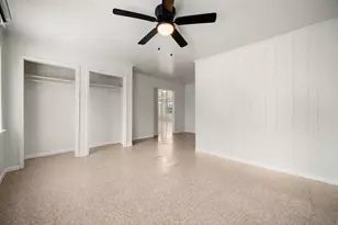 221 11th St, Dickinson, TX 77539 - Photo 19