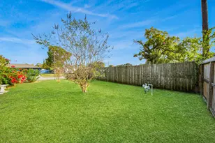 3122 Fern St, Pasadena, TX 77503 - Photo 9