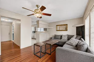 1318 2nd St, League City, TX 77573 - Photo 5