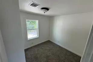 8214 Livingston St, Houston, TX 77051 - Photo 5