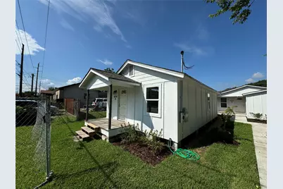 8214 Livingston Street, Houston, TX 77051 - Photo 1