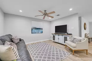 3515 Meadowlark Ln, Alvin, TX 77511 - Photo 7