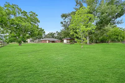 3515 Meadowlark Lane, Alvin, TX 77511 - Photo 23