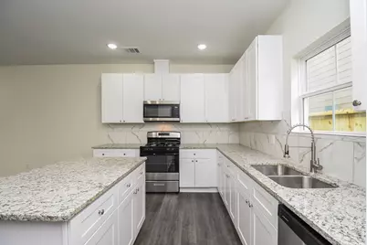 2819 Topiary Lane, Houston, TX 77014 - Photo 13