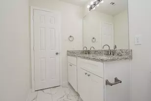 2819 Topiary Ln, Houston, TX 77014 - Photo 27