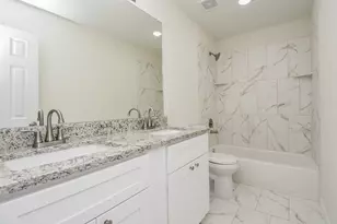 2819 Topiary Ln, Houston, TX 77014 - Photo 25