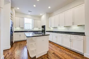 1501 California St, Houston, TX 77006 - Photo 9