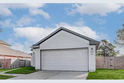 7027 Sun Creek Drive, Hitchcock, TX 77563 - Photo 3