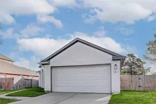 7027 Sun Creek Dr, Hitchcock, TX 77563 - Photo 3