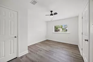 6410 Hartwick Rd, Houston, TX 77016 - Photo 9