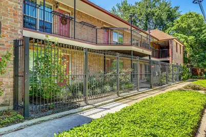 611 Hawthorne Street #6, Houston, TX 77006 - Photo 1