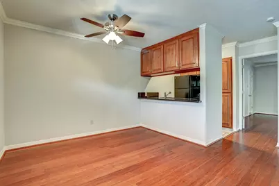 611 Hawthorne Street #6, Houston, TX 77006 - Photo 7