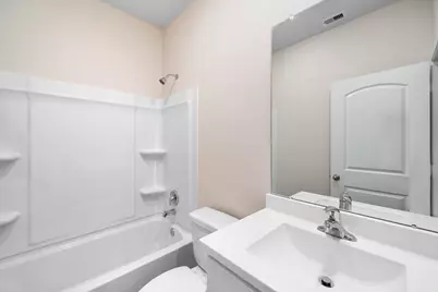 3207 Sea Nettles Drive, Texas City, TX 77510 - Photo 3