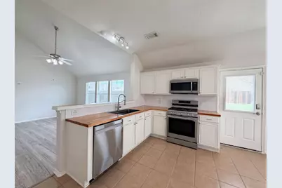 20615 Sandy Bay Lane, Katy, TX 77449 - Photo 11