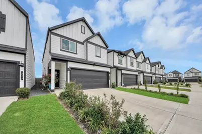 12319 Brandenburg Gate Drive, Houston, TX 77047 - Photo 3