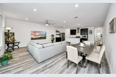 12319 Brandenburg Gate Drive, Houston, TX 77047 - Photo 13