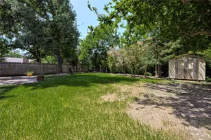 515 Azaleadell Dr, Houston, TX 77018 - Photo 19
