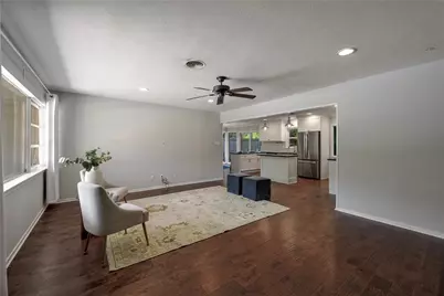 515 Azaleadell Drive, Houston, TX 77018 - Photo 7