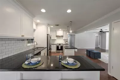 515 Azaleadell Drive, Houston, TX 77018 - Photo 11