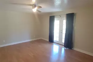 11302 Meadow Lake Dr, Houston, TX 77077 - Photo 15