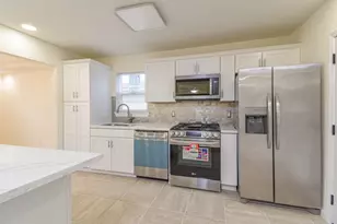 5003 Denoron Dr, Houston, TX 77048 - Photo 3