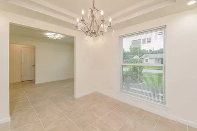 5003 Denoron Drive, Houston, TX 77048 - Photo 9