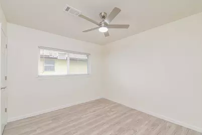 5003 Denoron Drive, Houston, TX 77048 - Photo 15