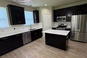 1134 Gemstone Ct, Baytown, TX 77521 - Photo 7