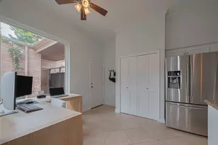 11914 Ashmead Dr, Houston, TX 77077 - Photo 9