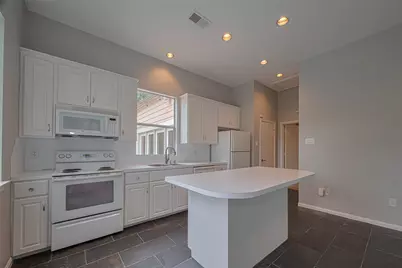 11914 Ashmead Drive, Houston, TX 77077 - Photo 31