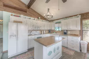 1575 Yaupon Cove Dr, Onalaska, TX 77360 - Photo 7