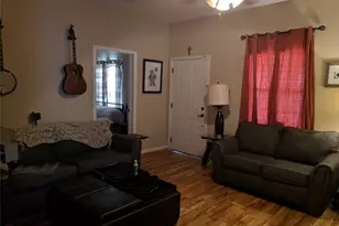 4615 Woodside St, Houston, TX 77023 - Photo 5
