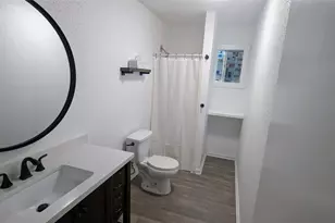 4615 Woodside St, Houston, TX 77023 - Photo 23