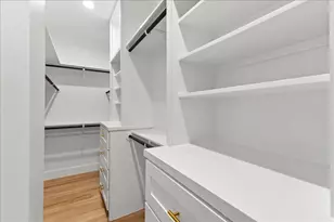 8321 Observatory St, Houston, TX 77088 - Photo 7