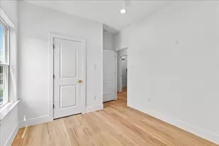 8321 Observatory St, Houston, TX 77088 - Photo 9
