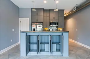 1011 Studemont St, Houston, TX 77007 - Photo 9
