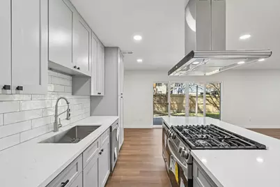 14 Fiddleleaf Court, The Woodlands, TX 77381 - Photo 19