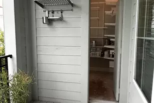 2424 Couch St, Houston, TX 77008 - Photo 35